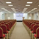 Doubletree By Hilton Lyon Eurexpo & 4* Saint-Priest (Rhone)