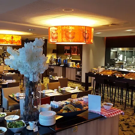 Doubletree By Hilton Lyon Eurexpo & 4* Saint-Priest (Rhone)