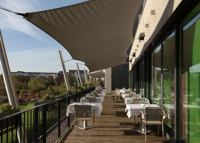 Doubletree By Hilton Lyon Eurexpo & 4* Saint-Priest (Rhone)