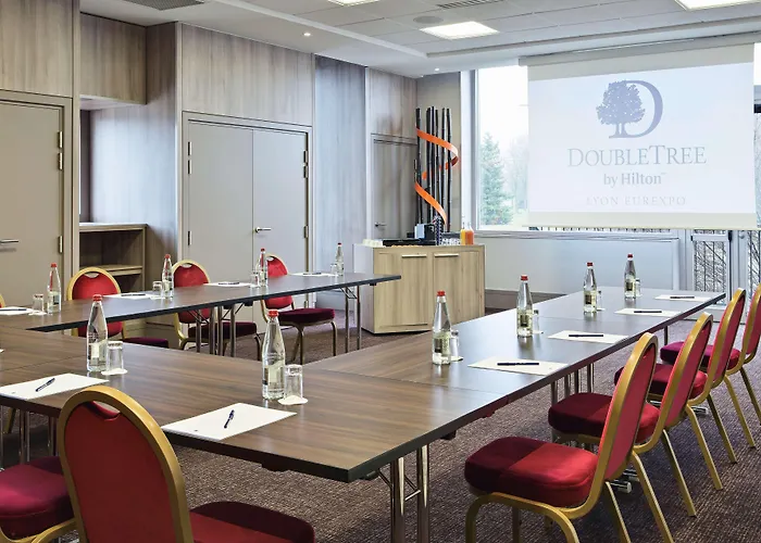 Doubletree By Hilton Lyon Eurexpo & 4* Saint-Priest (Rhone)