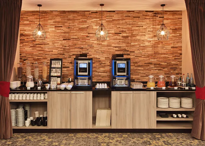 Doubletree By Hilton Lyon Eurexpo & Hotel 4*
