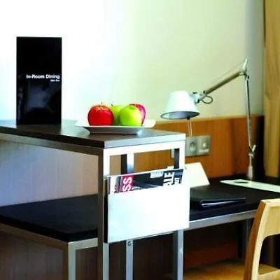 Doubletree By Hilton Lyon Eurexpo &