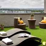 Doubletree By Hilton Lyon Eurexpo & 4*