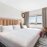 Szálloda Doubletree By Hilton Lyon Eurexpo & Saint-Priest