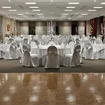 Doubletree By Hilton Lyon Eurexpo & 4* Saint-Priest