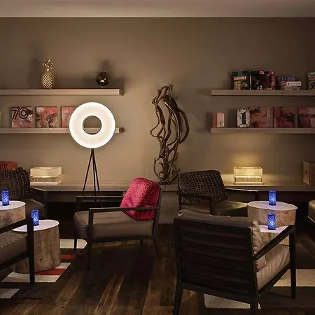 Hotel Doubletree By Hilton Lyon Eurexpo &