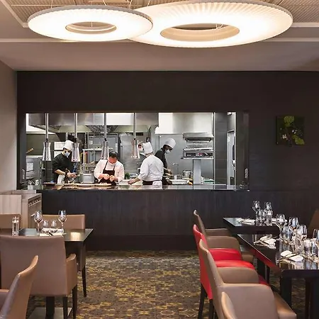 Doubletree By Hilton Lyon Eurexpo & 4*