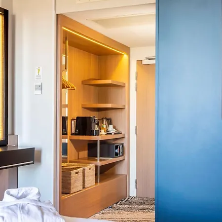 Doubletree By Hilton Lyon Eurexpo & 4*
