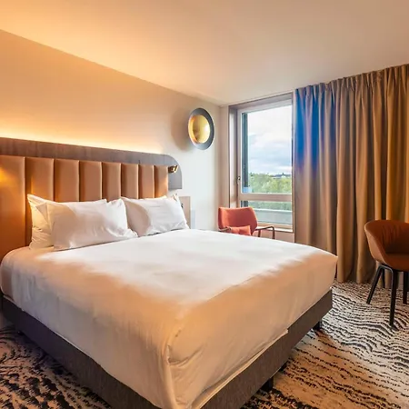 Hotel Doubletree By Hilton Lyon Eurexpo &
