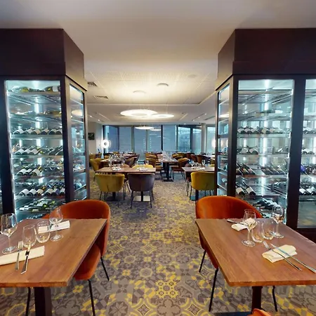 Doubletree By Hilton Lyon Eurexpo & Hotel 4*