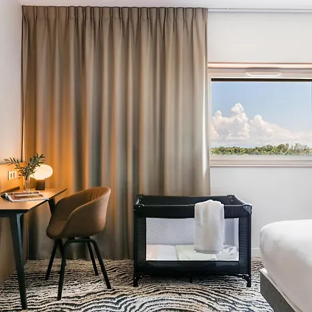 Doubletree By Hilton Lyon Eurexpo & 4*