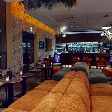 Doubletree By Hilton Lyon Eurexpo & Hotel