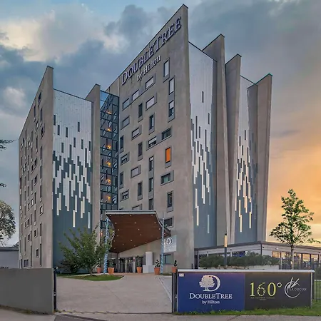 Hotel Doubletree By Hilton Lyon Eurexpo & 4*