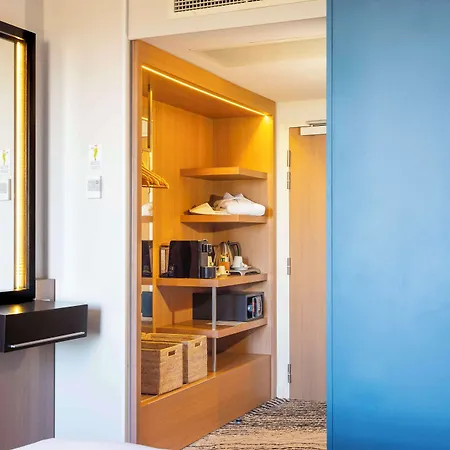 Hotel Doubletree By Hilton Lyon Eurexpo &
