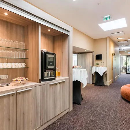 Hotel Doubletree By Hilton Lyon Eurexpo &