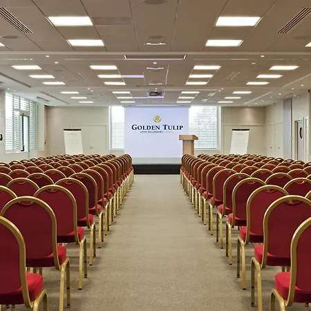 Doubletree By Hilton Lyon Eurexpo & 4* סן פריסט